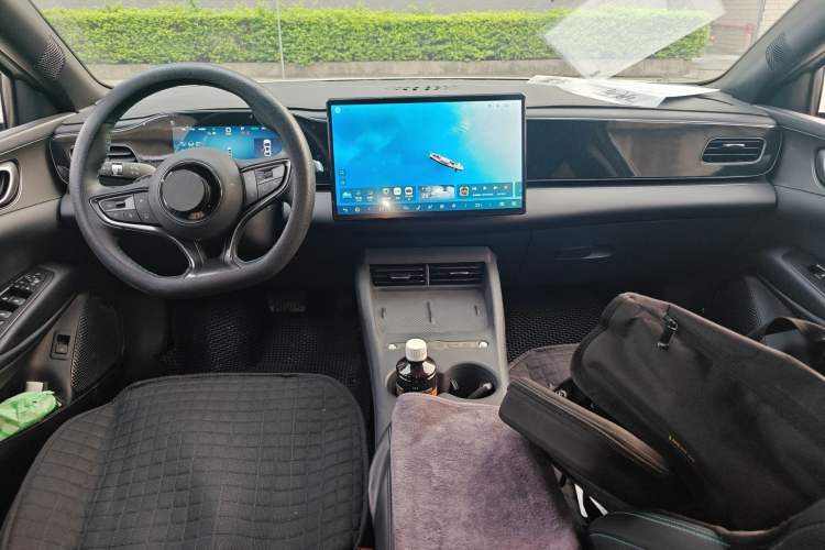 Used BYD Seal 06 New Energy 2025 EV 545KM Flagship Edition Center Console