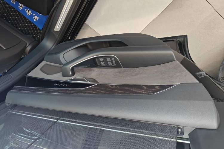 Used Audi A8 2022 A8L 50 TFSI quattro Comfort Edition Collector's Model
