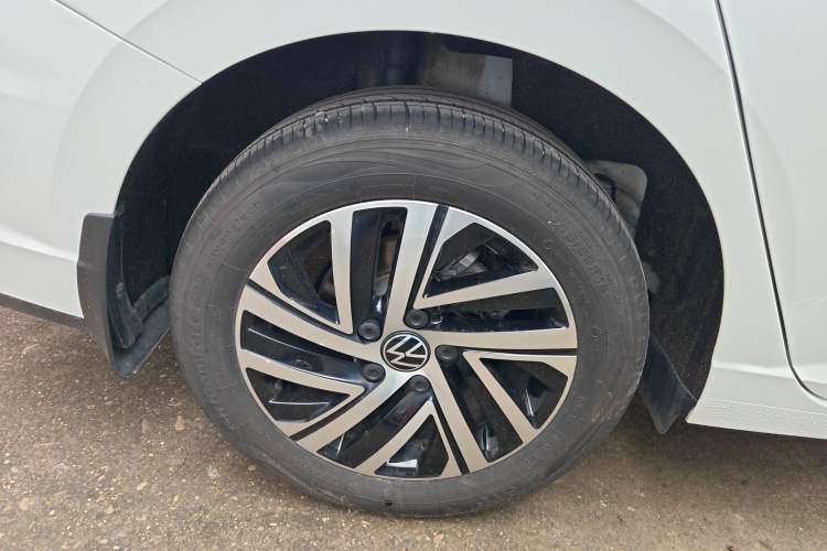 Used Volkswagen Lavida 2023 1.5L Automatic Full-Comfort Edition
