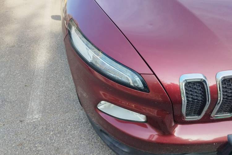 Used Jeep Cherokee 2016 2.0L Superior Edition Right Front Headlight