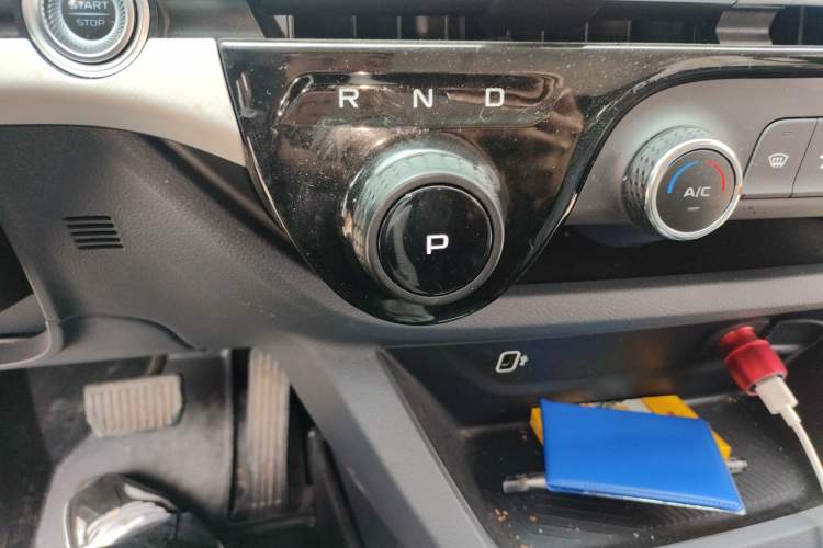 Used Bestune NAT 2023 PRO Enjoy Travel Battery-Swap Version 401km Gear Lever