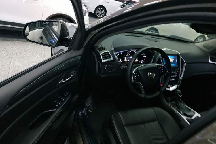 Used Cadillac SRX 2014 3.0L Comfort Model