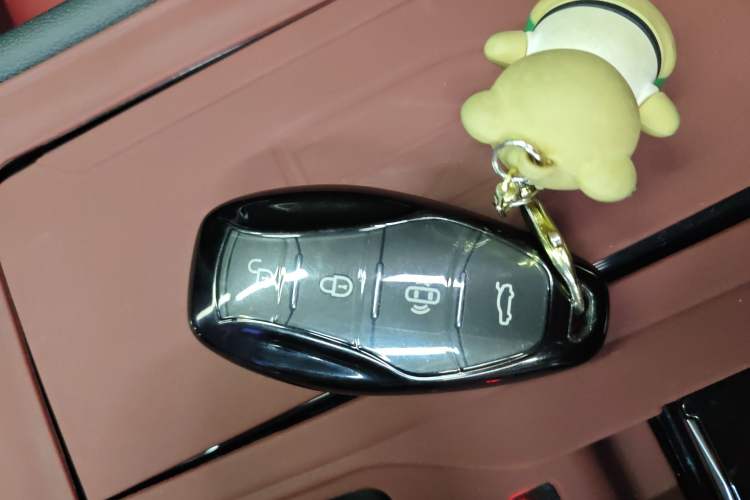 Used Hongqi H6 2024 2.0T ZhiMei Edition
