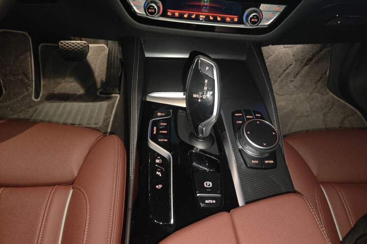 Used BMW 5 Series New Energy 2021 535Le Pioneer Edition M Sport Package