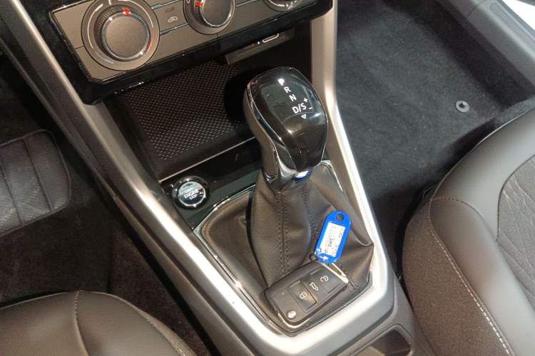 Used Volkswagen T-Cross 2021 1.5L Automatic Comfort Edition Gear Lever