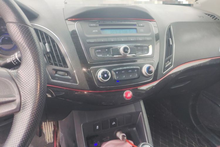 Used JAC Group Refine S5 2015 1.5T Manual Elite Model Audio And AC Panel