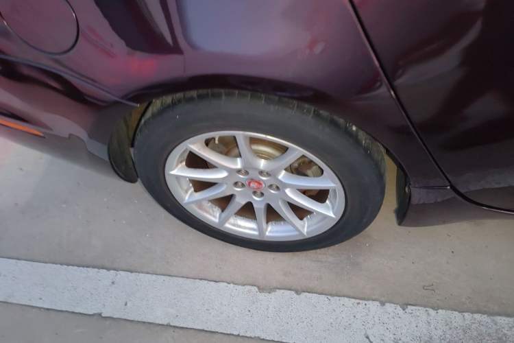 Used Jaguar XJ 2016 XJL 2.0T Two-Wheel-Drive Elegant Business Edition
