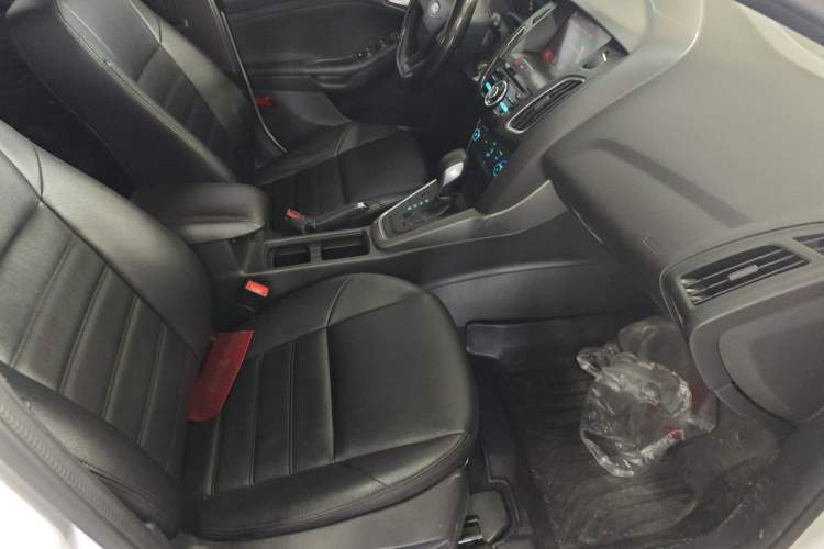 Used Ford Focus 2017 Hatchback 1.6L Automatic Comfort Plus SmartDrive Edition