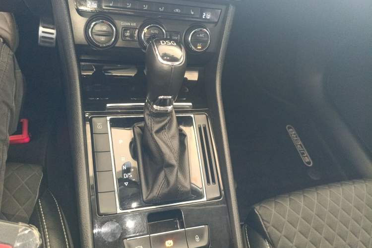 Used Skoda Superb 2016 TSI280 DSG Innovation Edition
