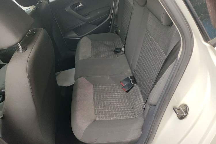 Used Volkswagen Polo 2016 1.6L Automatic Comfort Model Left Rear Seat