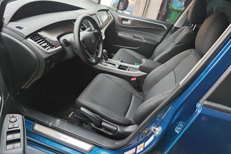 Used Honda Jade 2016 1.8L Automatic Comfort Elite Version 5 Seats Left Front Seat