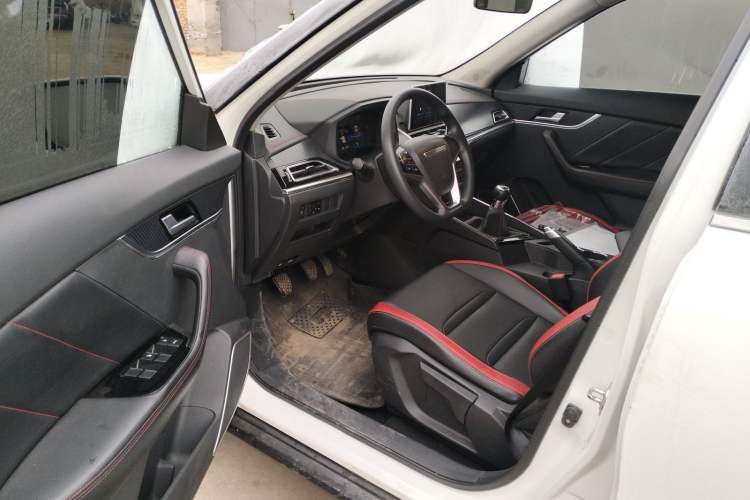 Used Venucia T60 2020 1.6L Manual Smart Vision Version China VI Standard