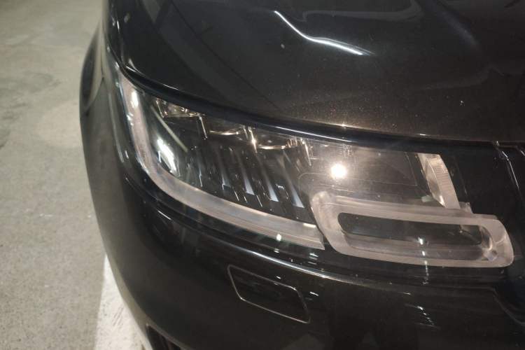 Used Land Rover Range Sport 2021 3.0 L6 YAO Black Edition Right Front Headlight