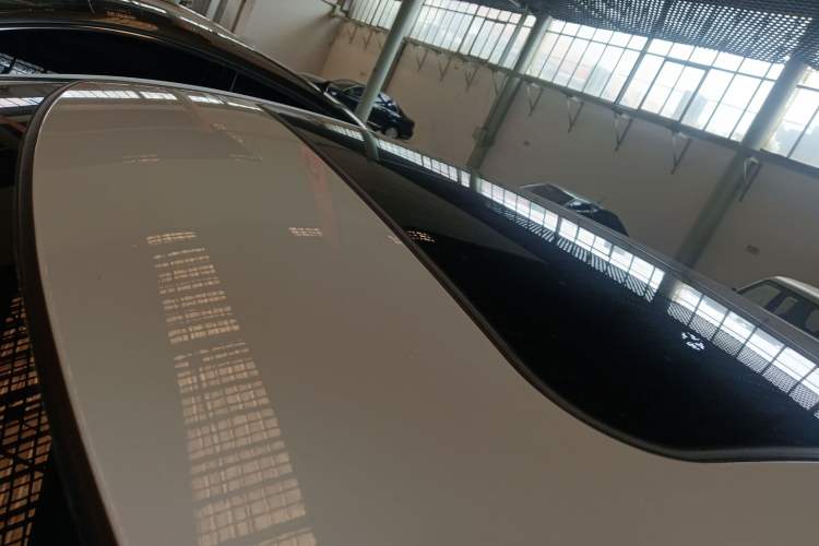 Used Honda Vezel 2017 1.8L CVT Front-Wheel Drive Pioneer Edition Roof