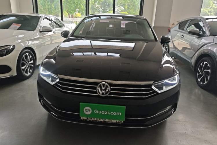 Used Volkswagen Magotan 2018 330TSI DSG Advanced Model