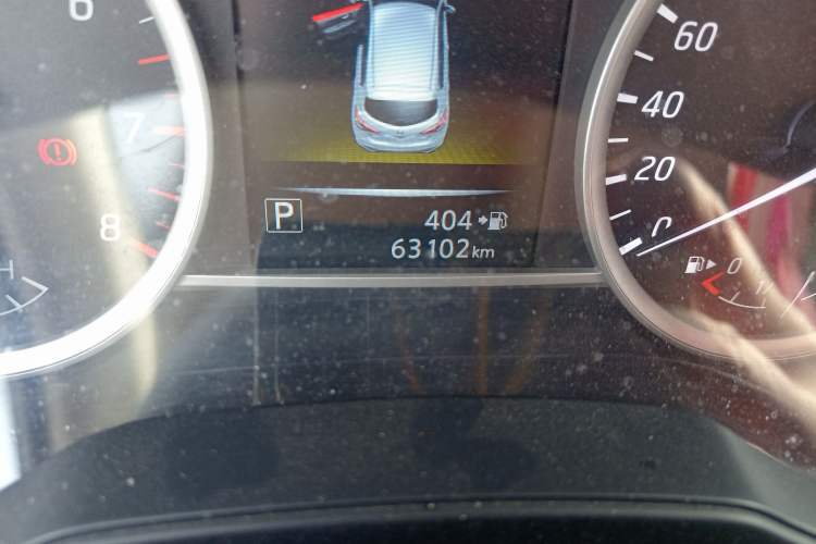 Used Nissan Tiida 2016 1.6L CVT Smart Drive Edition Odometer Close Up