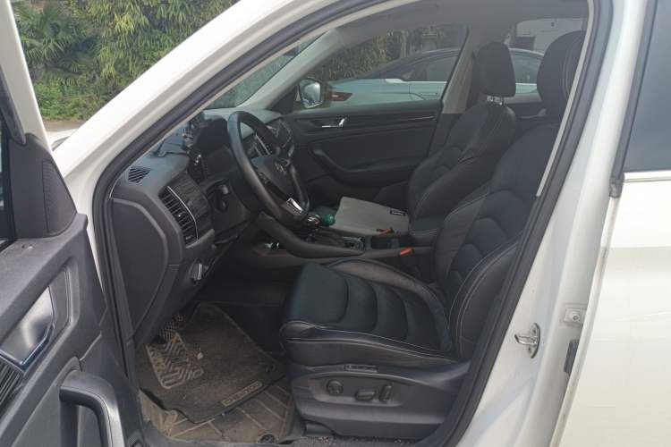 Used Skoda Kodiaq 2019 Facelifted TSI330 5-Seater Two-Wheel-Drive Luxury Enjoyment Edition China VI Standard Left Front Seat