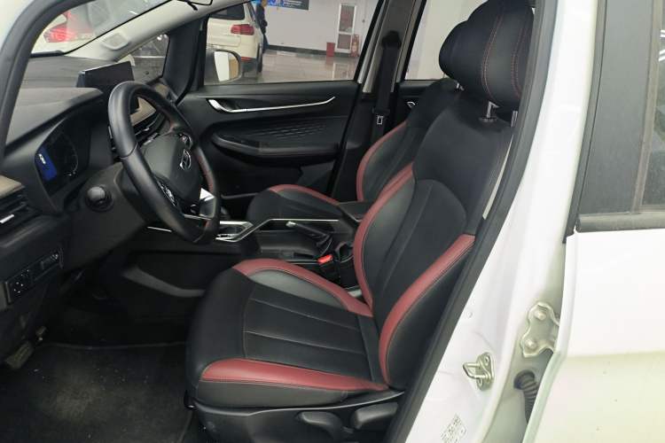 Used Geely Auto Vision X3 2021 PRO 1.5L CVT Deluxe Model