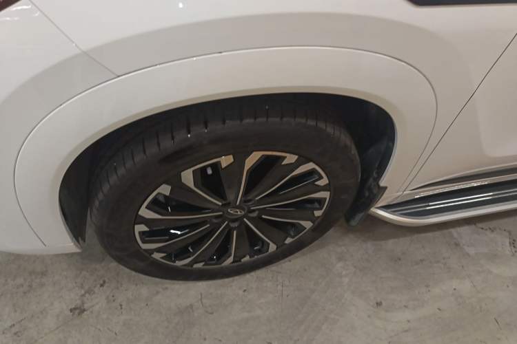 Used Chery Tiggo 9 2023 2.0T Dual-Clutch Two-Wheel Drive Luxury Edition 7 Seats
