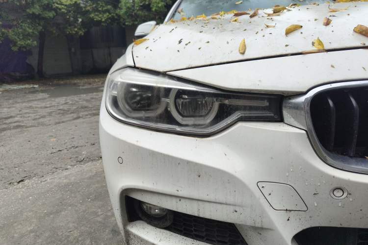 Used BMW 3 Series 2017 320i M Sport Right Front Headlight