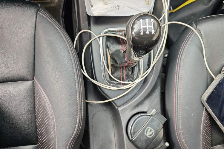 Used CHANGAN CS35 2016 1.6L Manual Luxury Model China V Standard