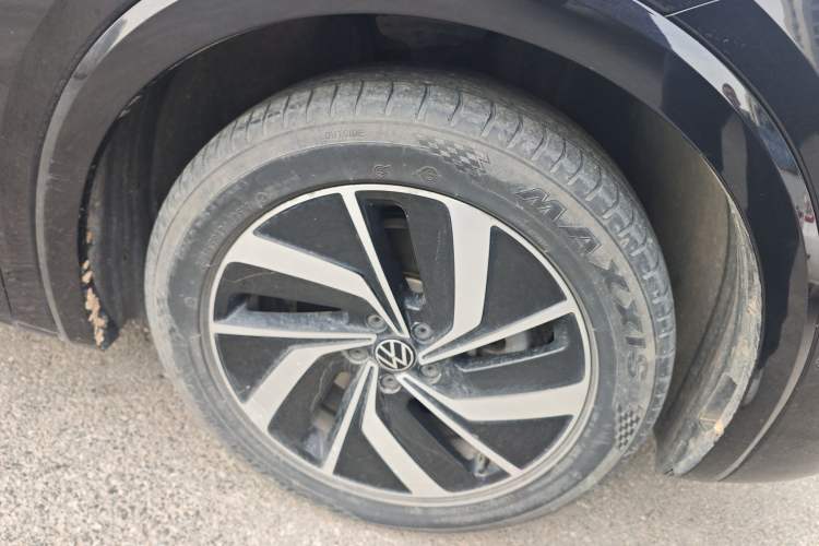 Used Volkswagen Viloran 2020 330TSI Luxury Edition Right Front Wheel Hub