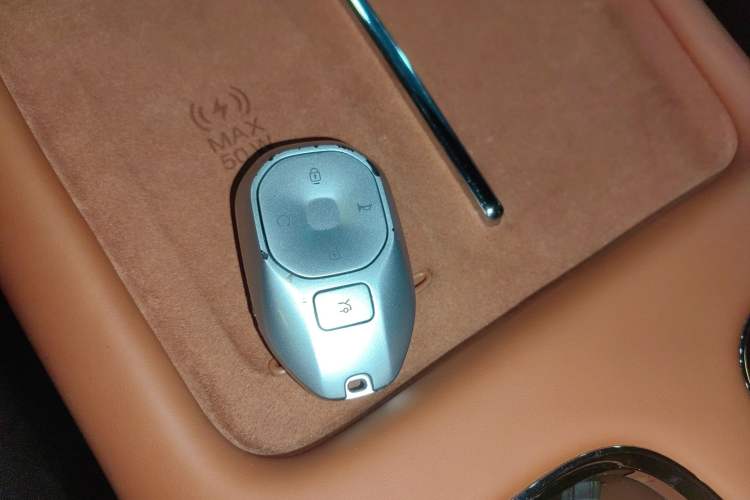 Used GAC Trumpchi Xiangwang S7 2025 180km Ultra All-Wheel Drive LiDAR Edition Interior 1