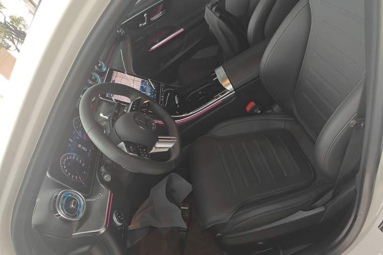 Used Mercedes-Benz C-Class 2025 Facelift C 260 L Sport Edition Left Front Seat