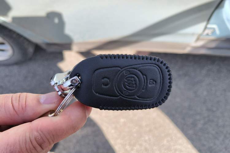 Used Buick Velite 6 2022 Plug-in Hybrid Connected Fashion Model Vehicle Key