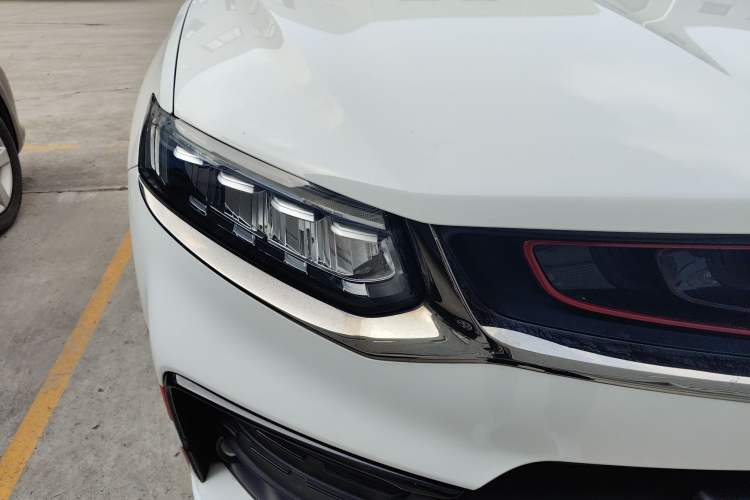 Used Geely Auto Monjaro 2019 Facelift 350T YAOXINGZHE Right Front Headlight