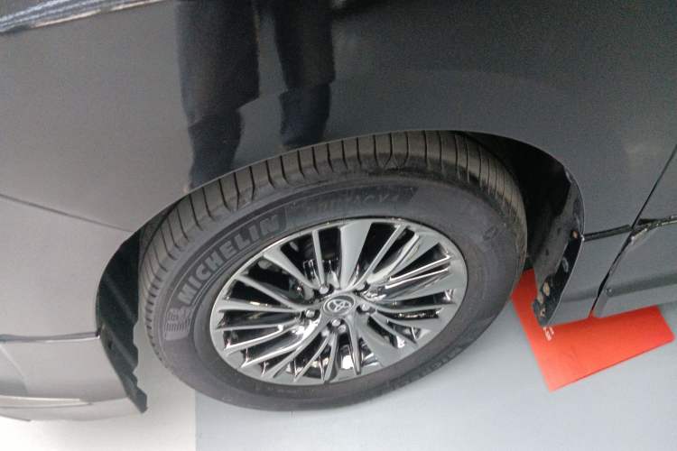 Used Toyota Vellfire 2020 Dual-Engine 2.5L HV Luxury Edition Left Front Wheel Hub