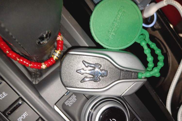 Used Maserati Levante 2022 2.0T GT Sharp Edition Vehicle Key