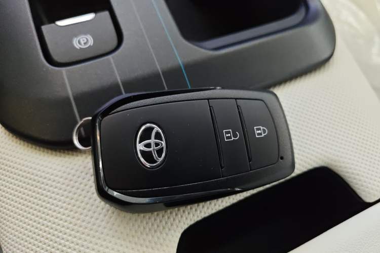 Used Toyota bZ5 2025 Model 550 PRO Vehicle Key