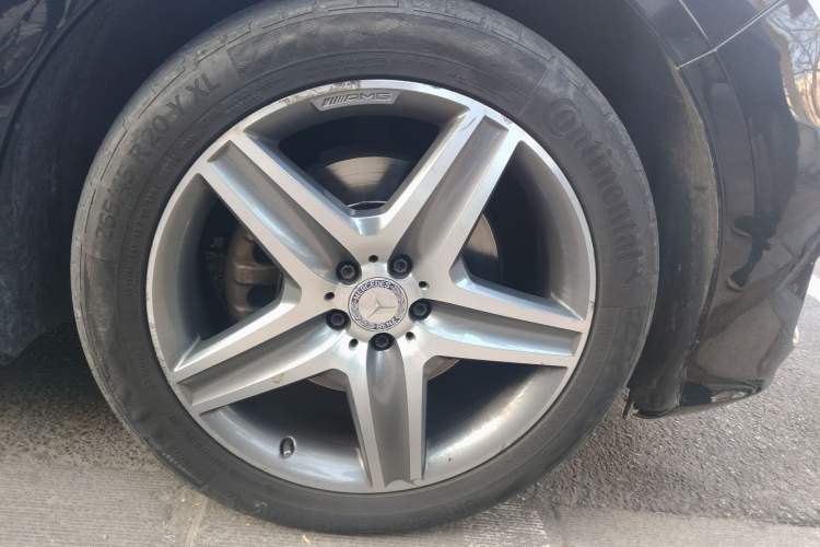 Used Mercedes-Benz R-Class 2017 R 400 4MATIC Exclusive Edition
