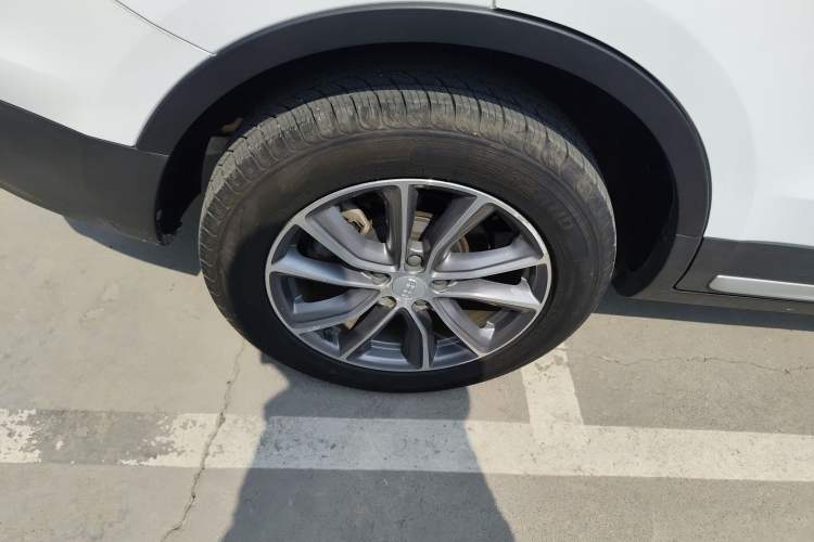 Used Geely Auto Emgrand X7 Sport 2020 1.8TD DCT Two-Wheel Drive Smart Connect 4G-Enabled Version