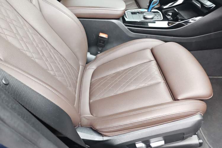 Used BMW iX3 2022 Leading Type
