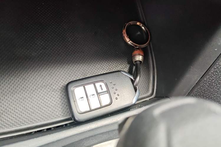 Used Honda Civic 2016 220TURBO CVT Luxury Edition Vehicle Key