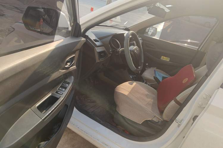 Used Wuling Hongguang 2021 1.5L Revised S Standard Version Hydraulic-Power-Assisted LAR