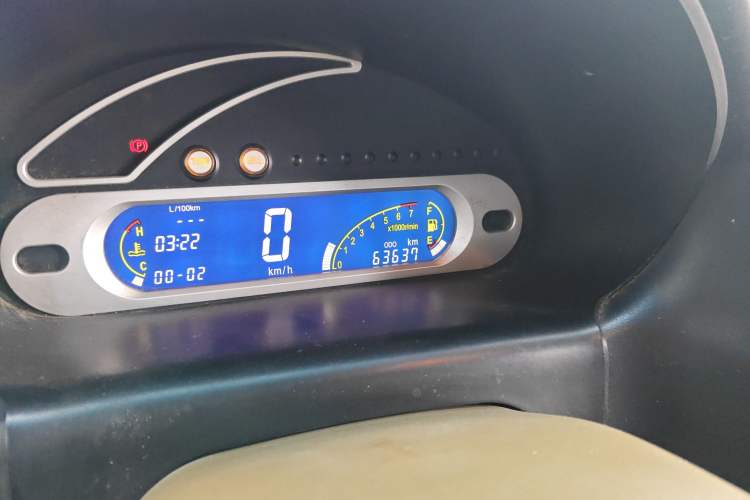 Used Chery QQ3 2012 Fashion Edition 1.0L Manual Champion Version