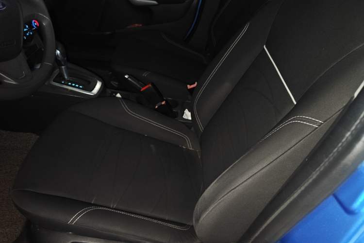 Used Ford Fiesta 2013 Hatchback 1.5L Automatic Fashion Edition
