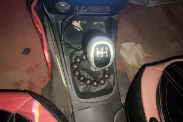 Used Soueast V3 Lingyue 2011 1.5L Manual Flagship Edition Gear Lever