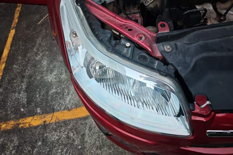 Used Citroen C-Quatre 2011 Hatchback 1.6L Automatic XuanYa Model Right Front Headlight