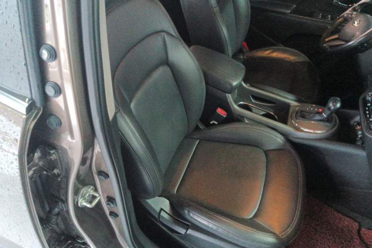 Used Kia Sportage R 2016 2.0L Automatic Two-Wheel Drive GLS Trim