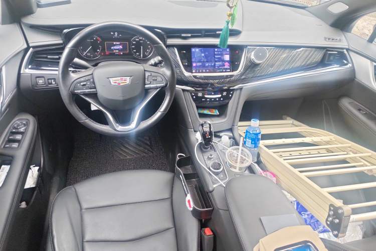 Used Cadillac XT6 2022 2.0T Six-Seater Four-Wheel-Drive Luxury Standard Edition