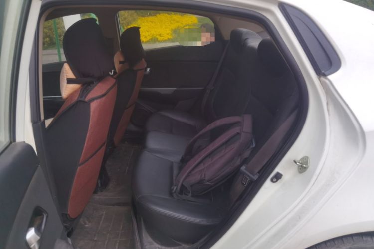 Used Kia K2 2015 Sedan 1.4L MT GLS