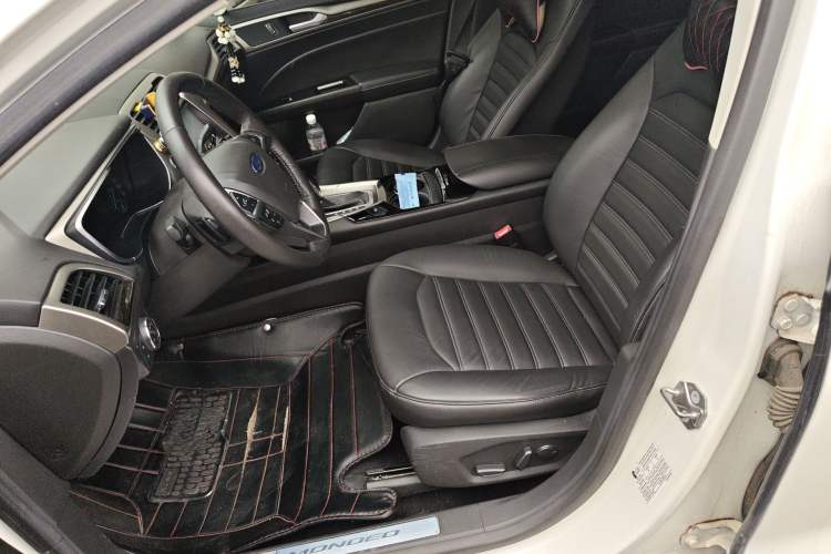 Used Ford Mondeo 2013 2.0L GTDi 200 Fashion Edition
