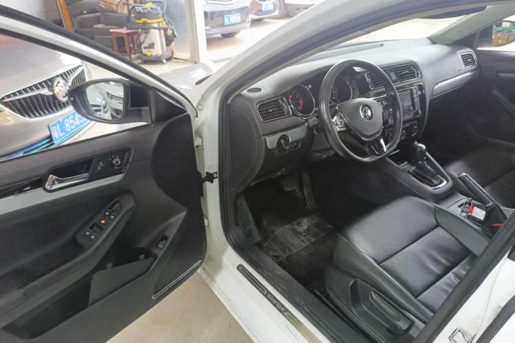 Used Volkswagen Sagitar 2018 180TSI DSG Prestige Edition