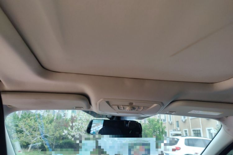 Used Ford Kuga 2013 2.0L GTDi Four-Wheel-Drive Sport Model Headliner