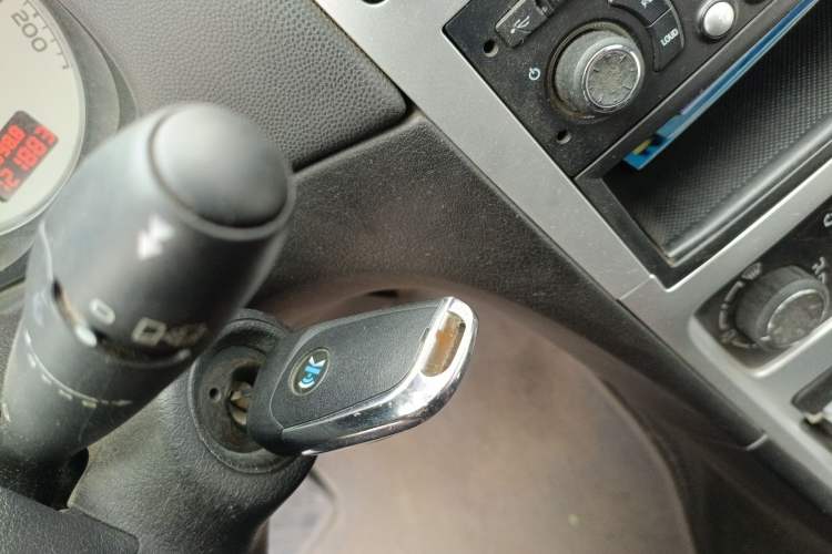 Used Peugeot 307 2012 Hatchback 1.6L Manual Comfort Edition
