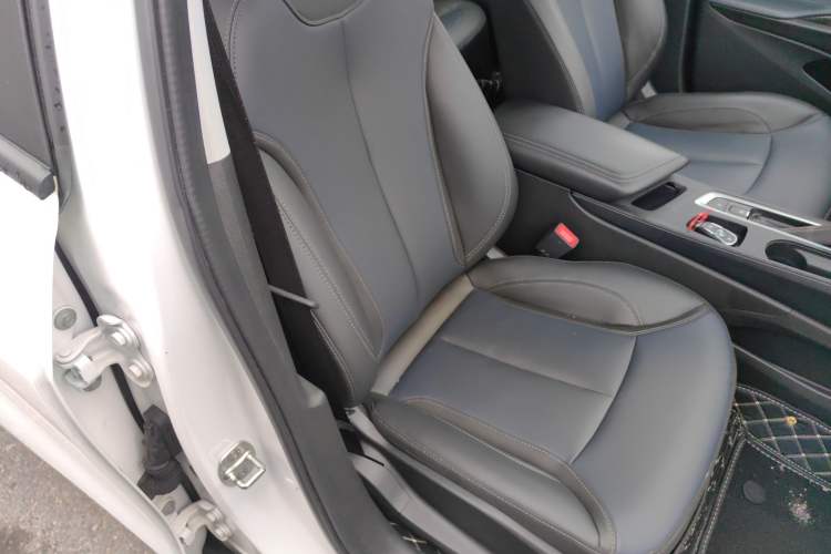 Used Buick Velite 6 2023 Revised Version 430 km Range – Commuter Edition